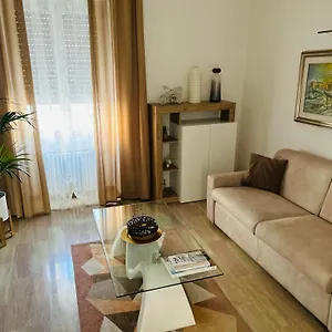  Apartment Giada