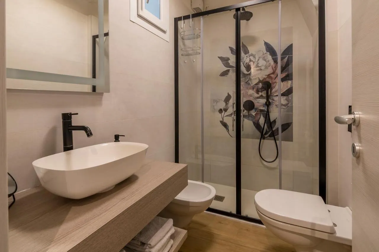 The Cozy Loft, Un Angolo Alla Moda Nel Cuore Di Verona Italy