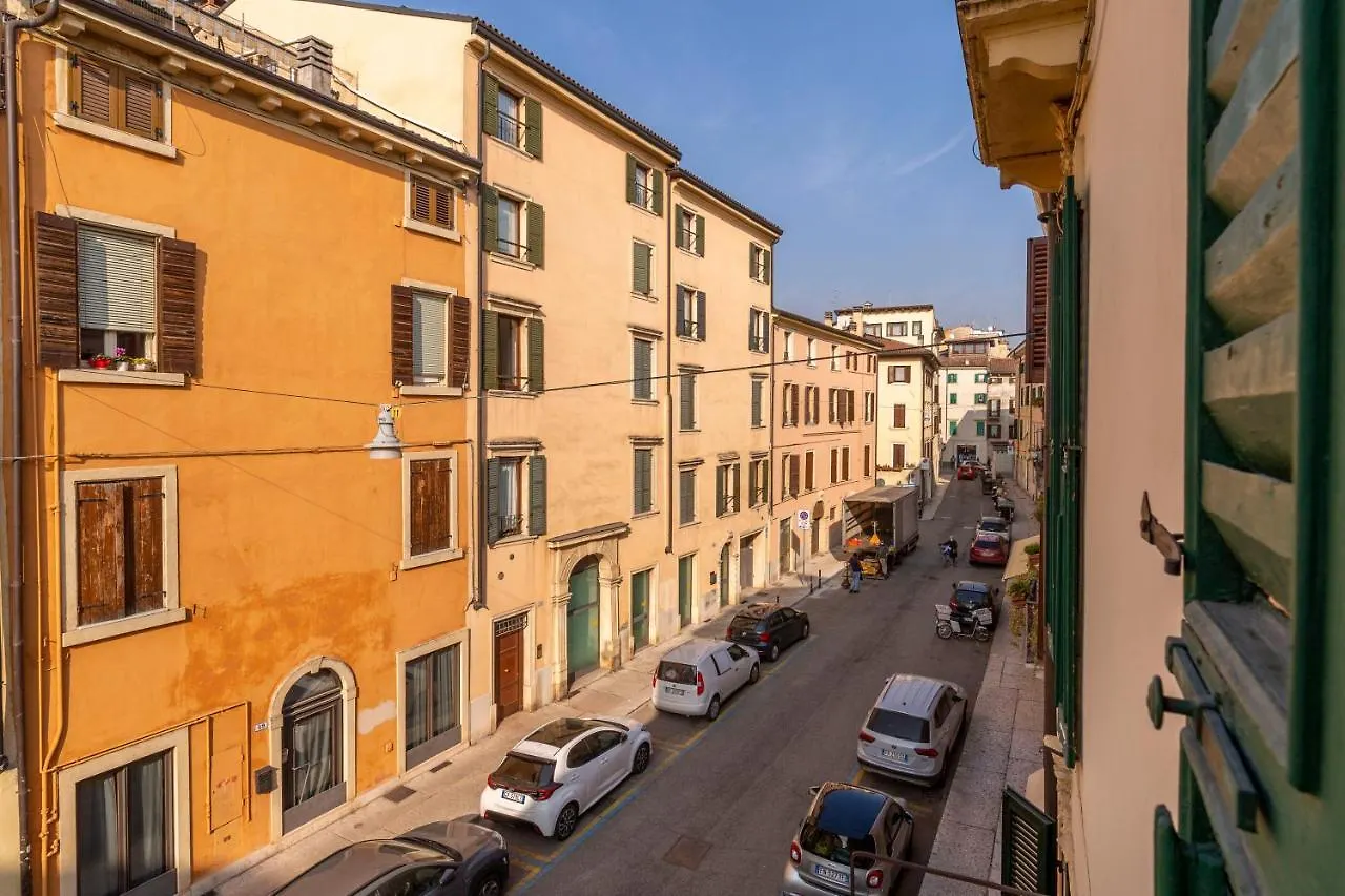 The Cozy Loft, Un Angolo Alla Moda Nel Cuore Di Verona Appartement
