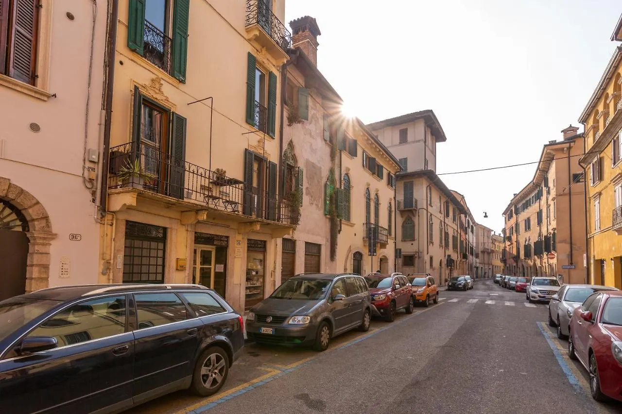 The Cozy Loft, Un Angolo Alla Moda Nel Cuore Di Verona